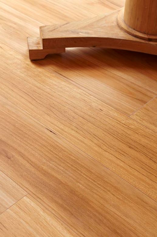 Oakleaf Laminate 8mm