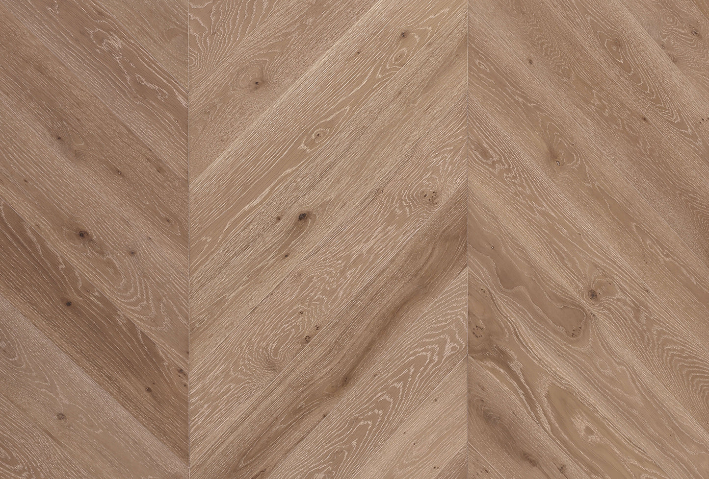 Cavallo Bianco Chevron Euro Oak Engineered Timber