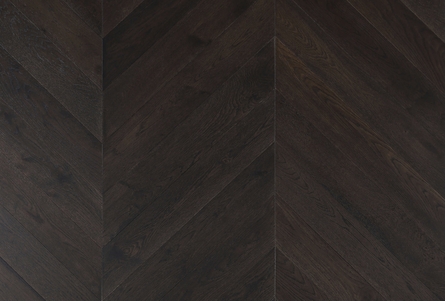 Cavallo Bianco Chevron Euro Oak Engineered Timber